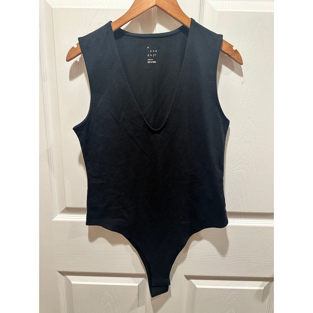A New Day low cut Bodysuit medium